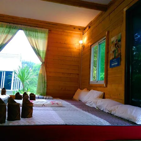 Saengcha Farm Resort Prachantakham Exterior photo